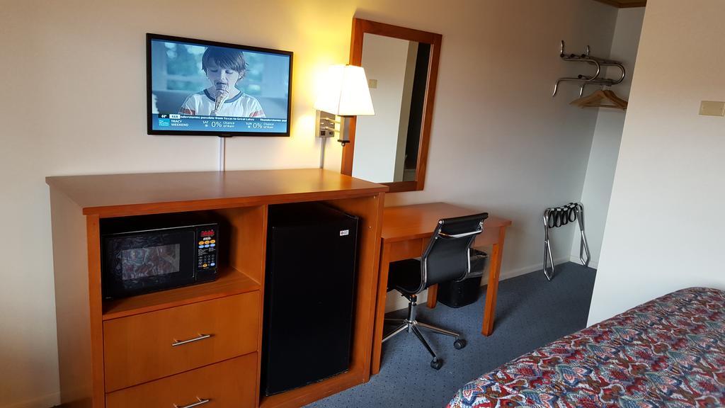 Travelers Lodge Marshall Экстерьер фото