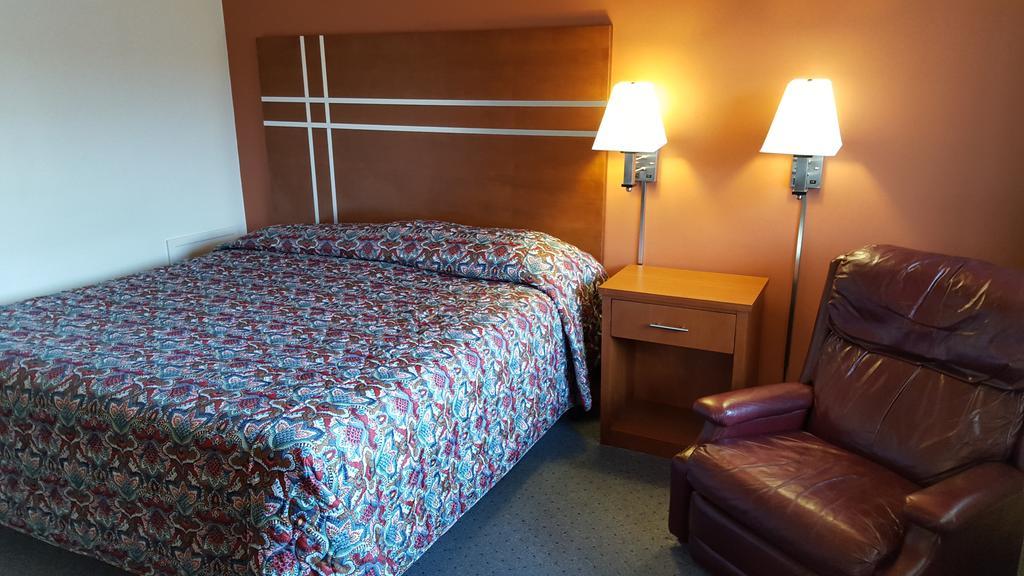 Travelers Lodge Marshall Экстерьер фото