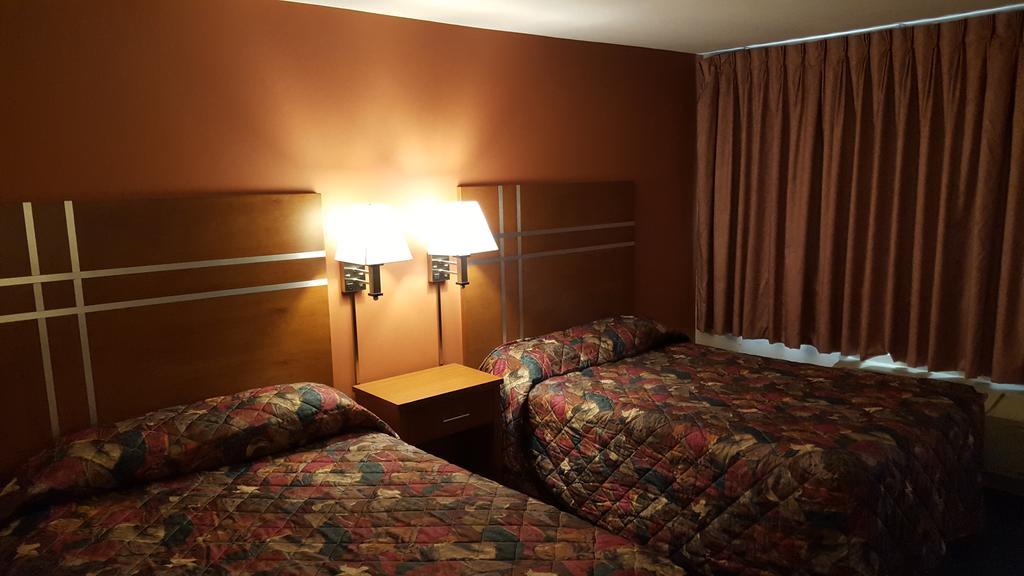Travelers Lodge Marshall Экстерьер фото