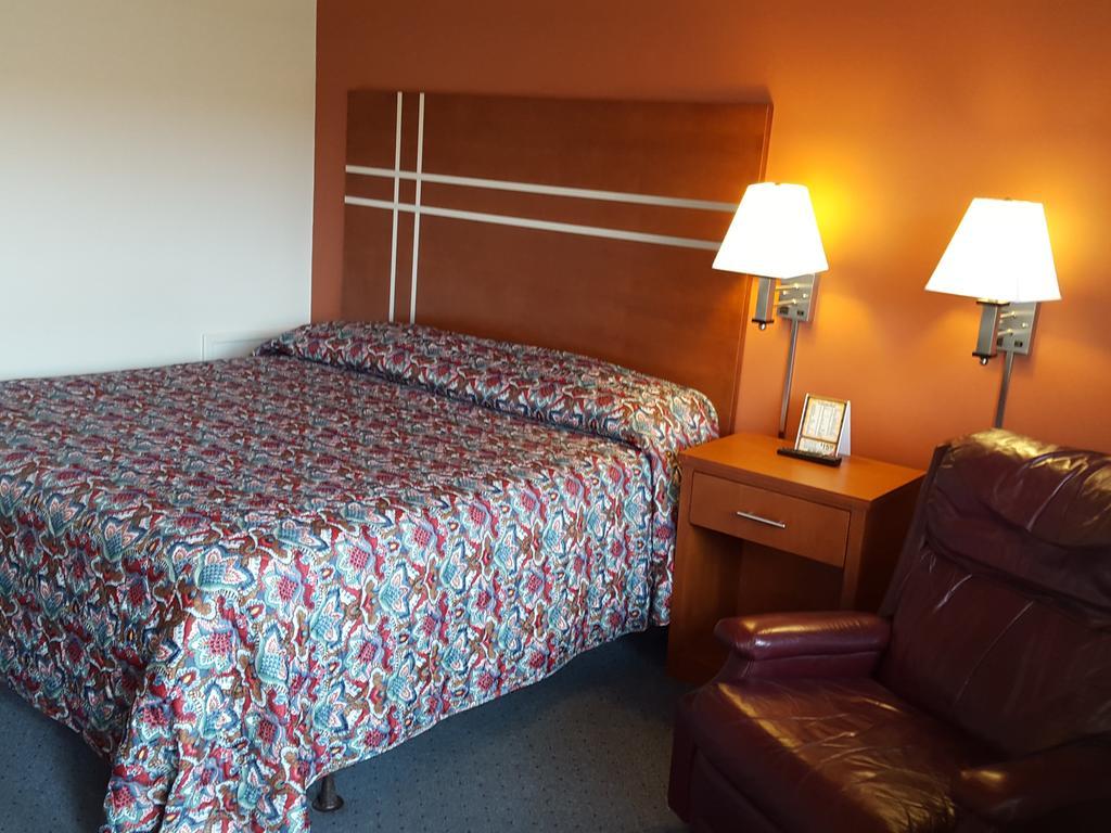 Travelers Lodge Marshall Экстерьер фото
