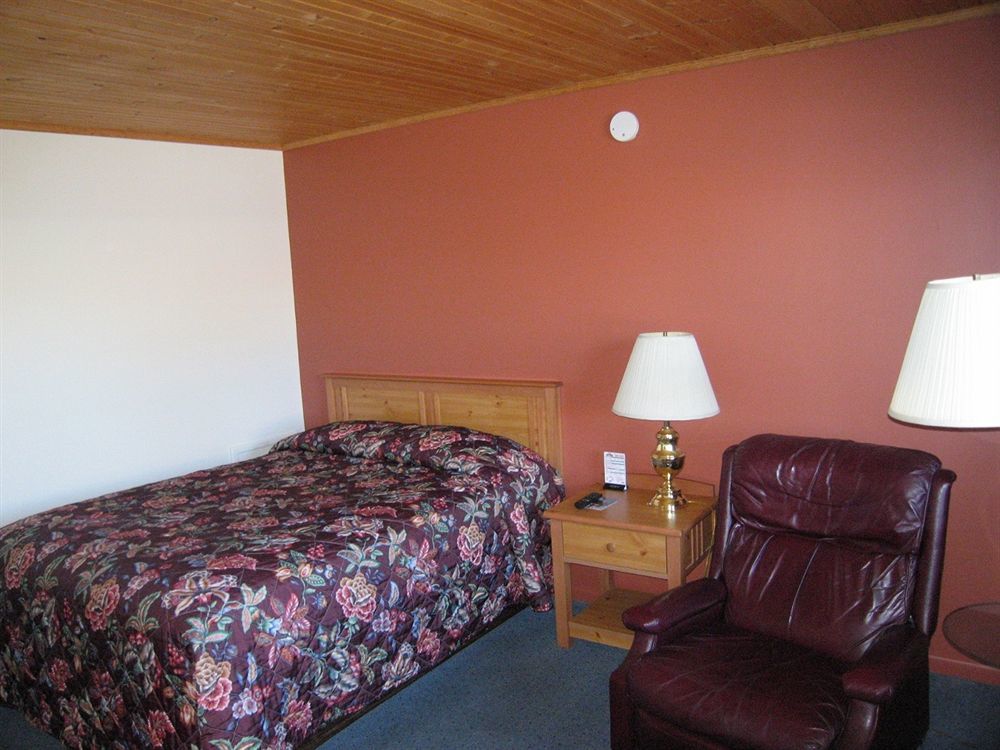 Travelers Lodge Marshall Экстерьер фото