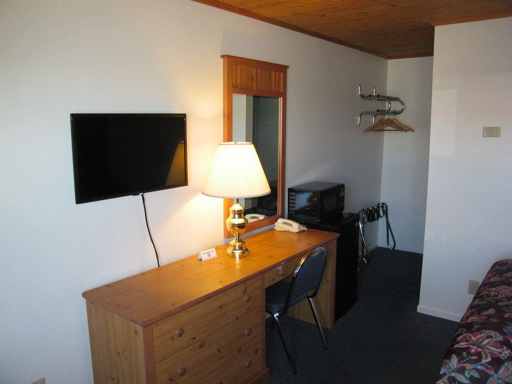 Travelers Lodge Marshall Экстерьер фото